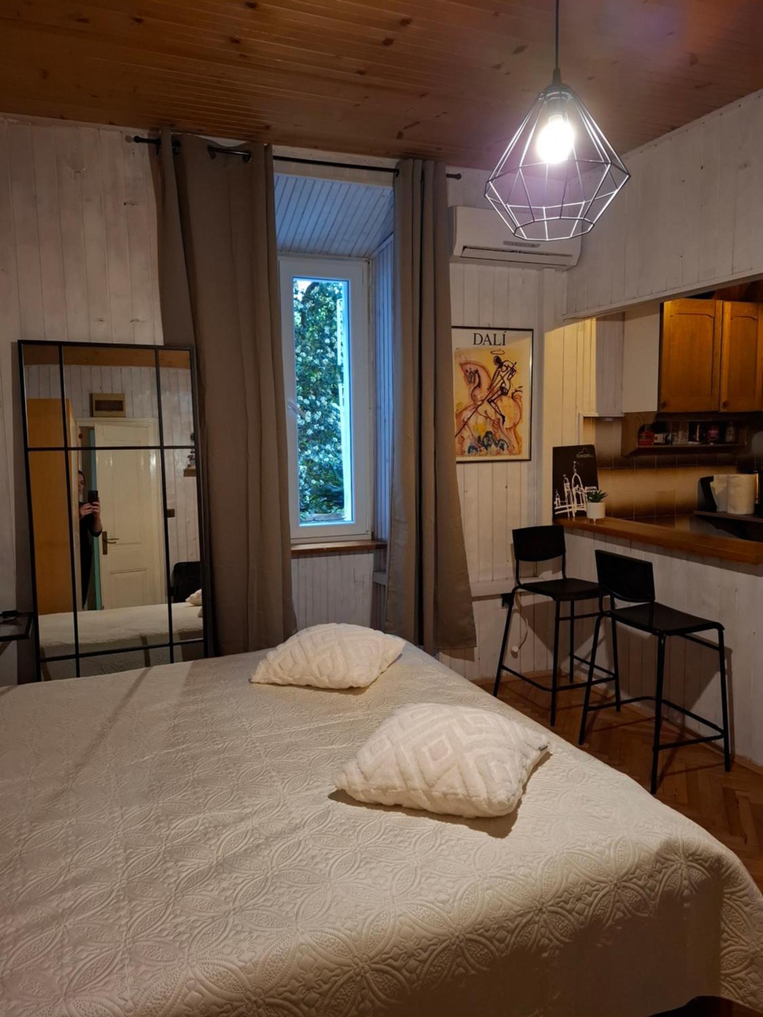 Apartman Ella *