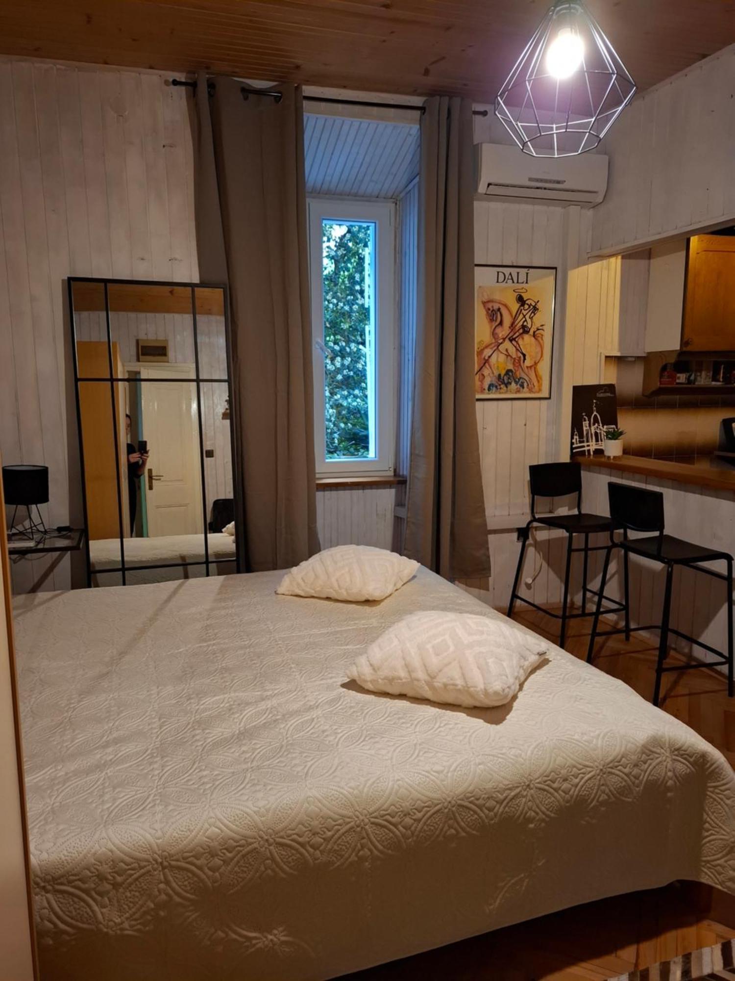 Ella Apartmán