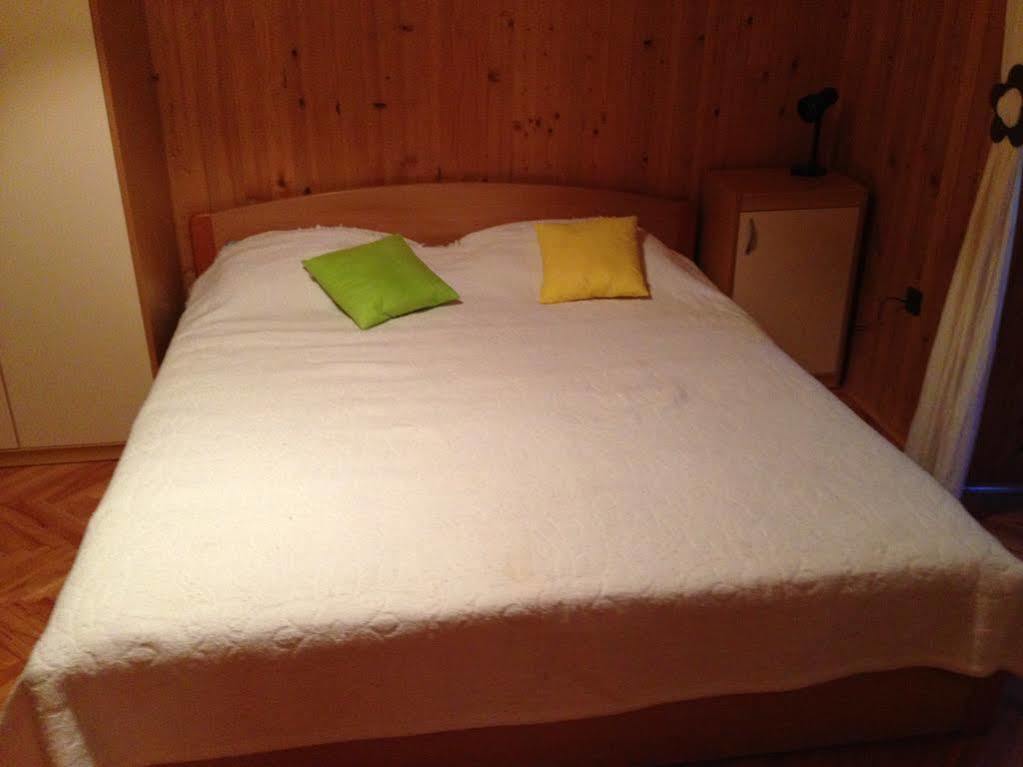 Ella Apartmán *